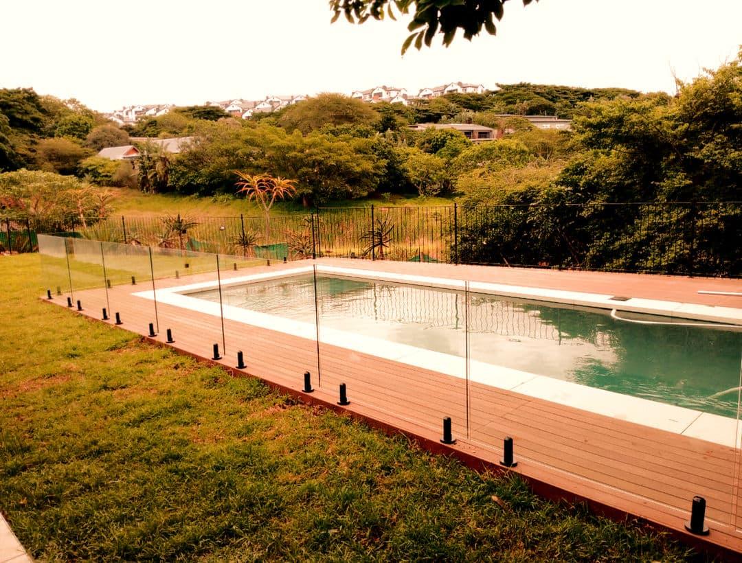 Frameless Pool Enclosures