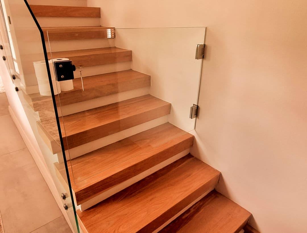 Frameless Safety Gates
