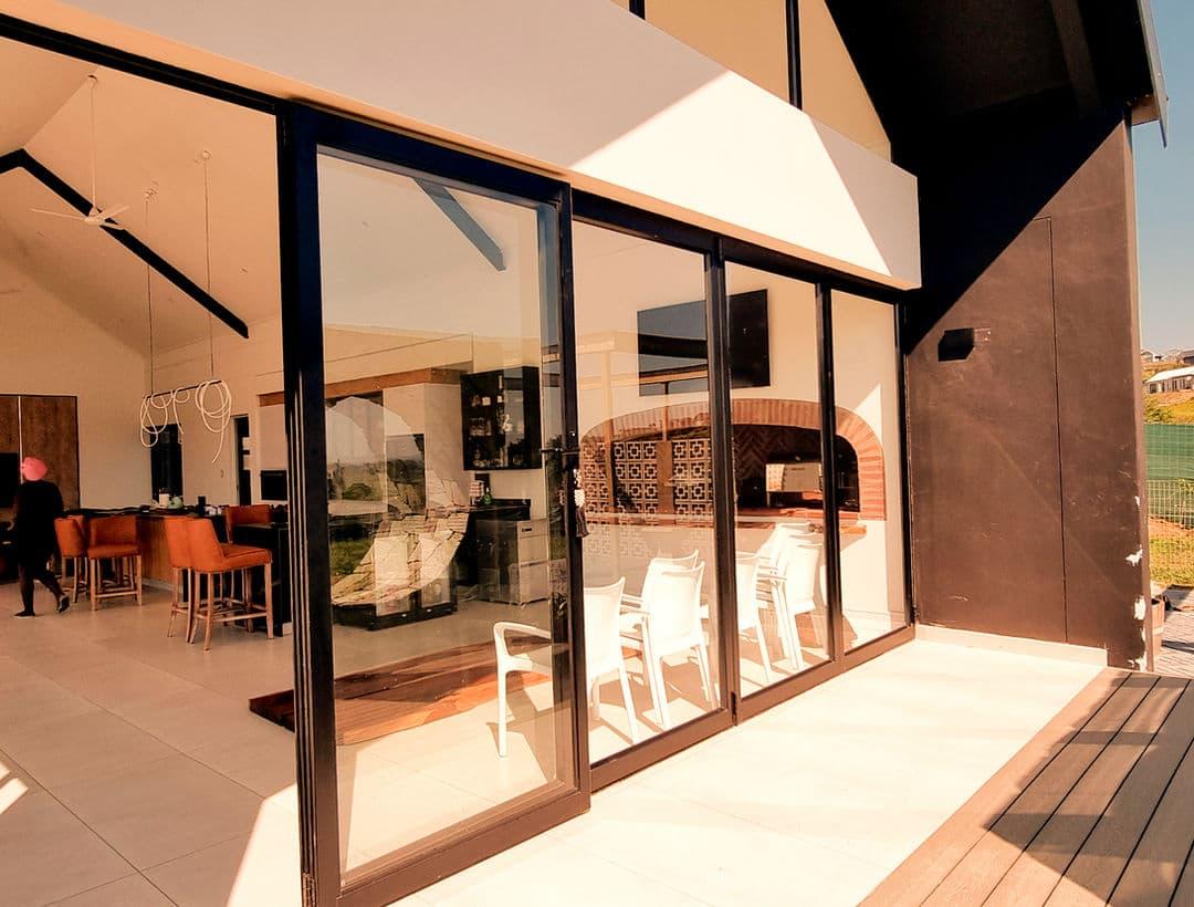 Aluminium Stacked Doors